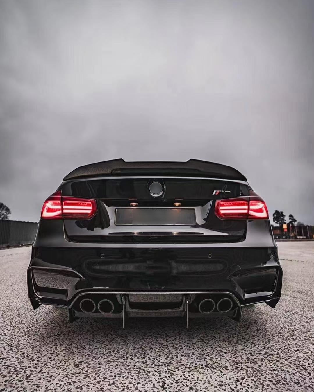 BMW CARBON TAIL WING